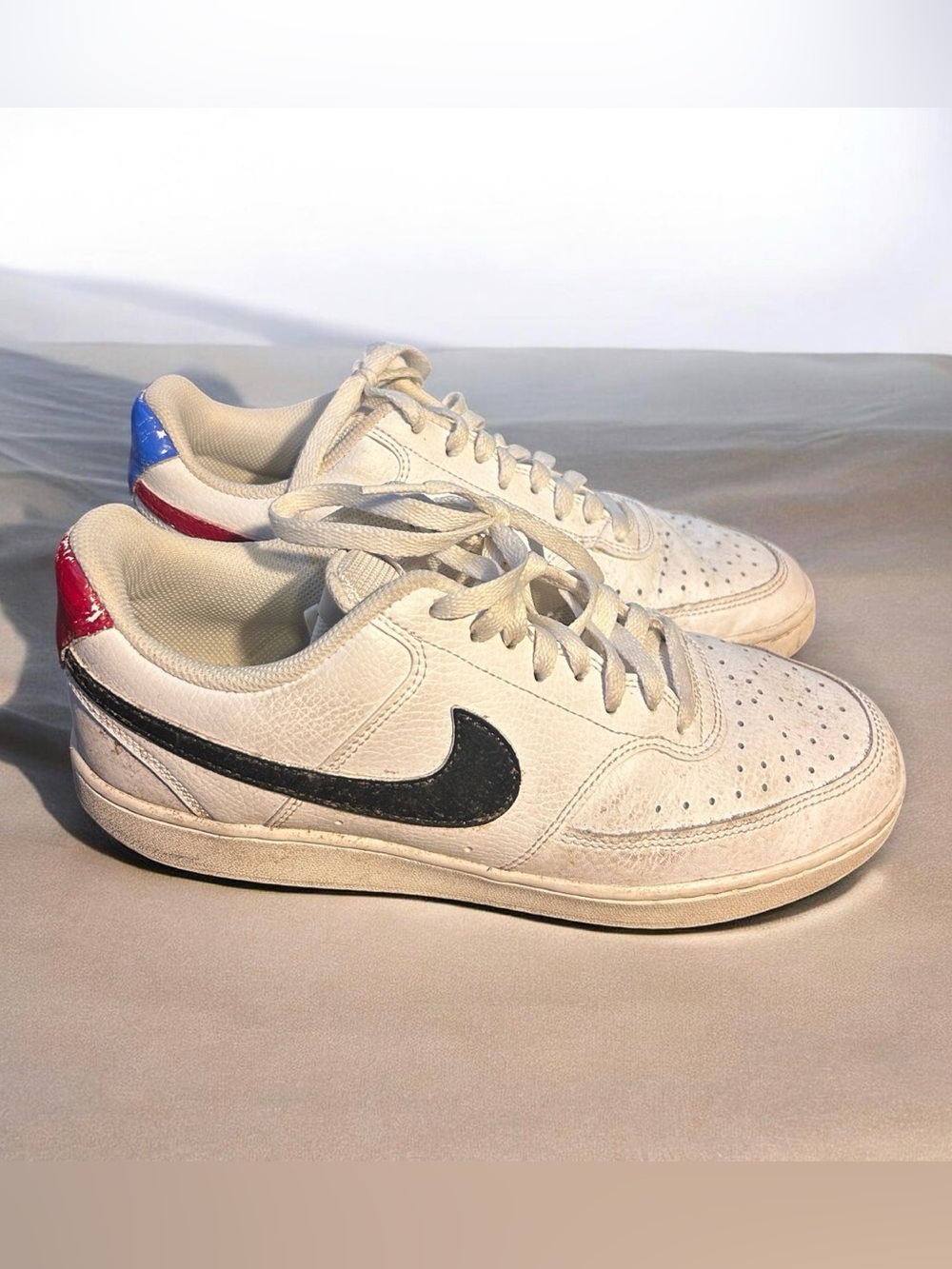 Nike Court Vision Low Mismatched White Red Blue DB5945-161 Men's Size 8.5